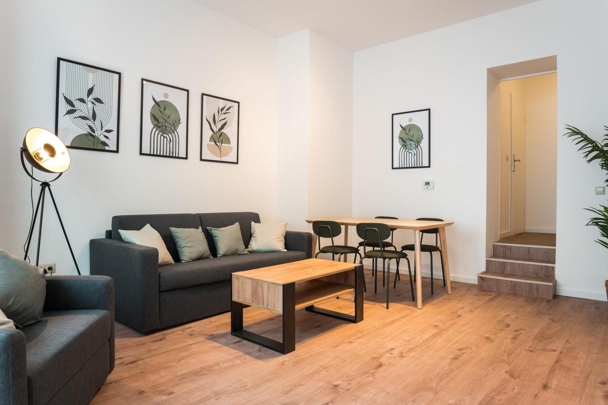 Spacious 1-Bedroom Apartment In Kreuzberg Berlín Exterior foto