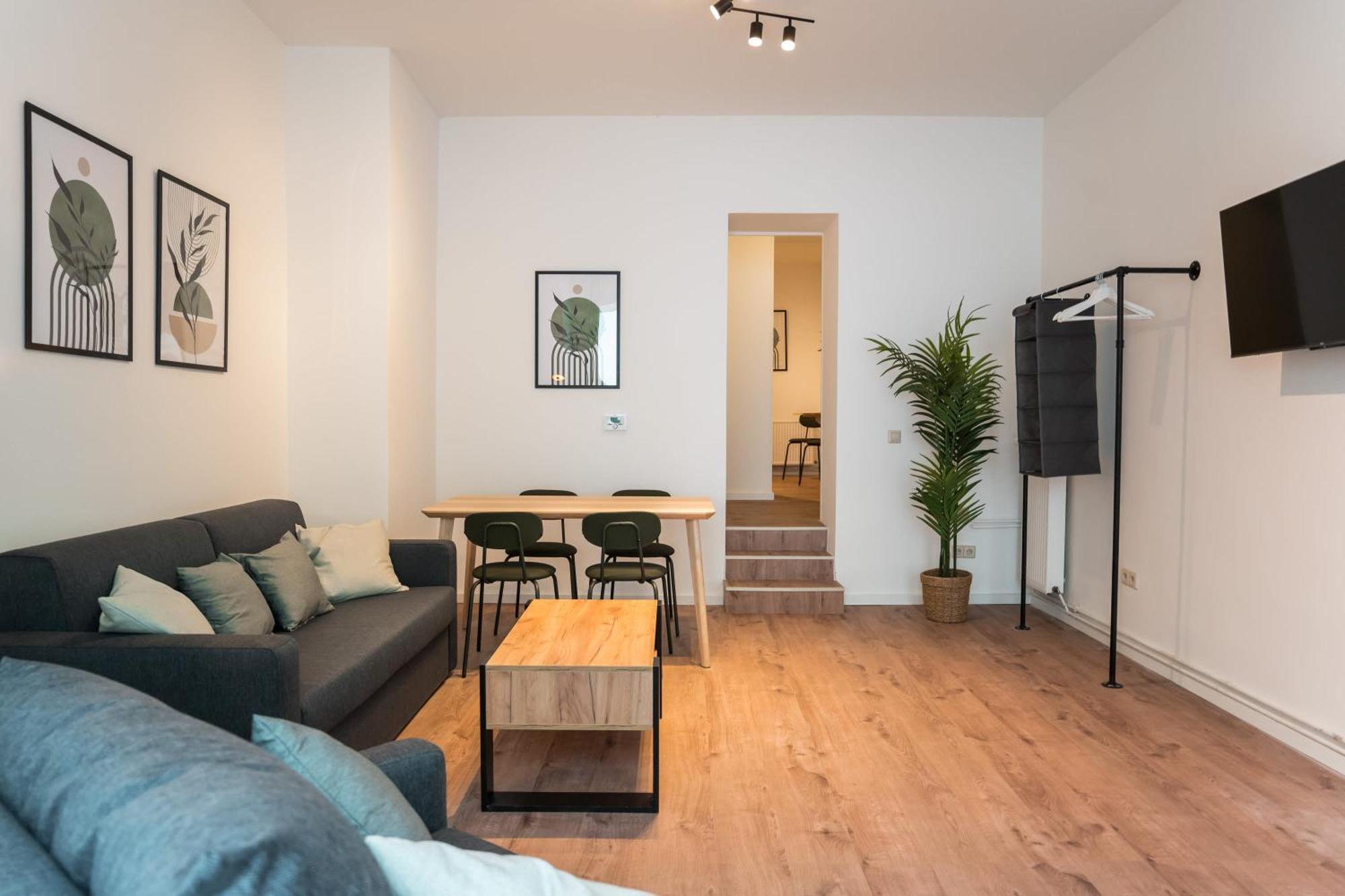 Spacious 1-Bedroom Apartment In Kreuzberg Berlín Exterior foto