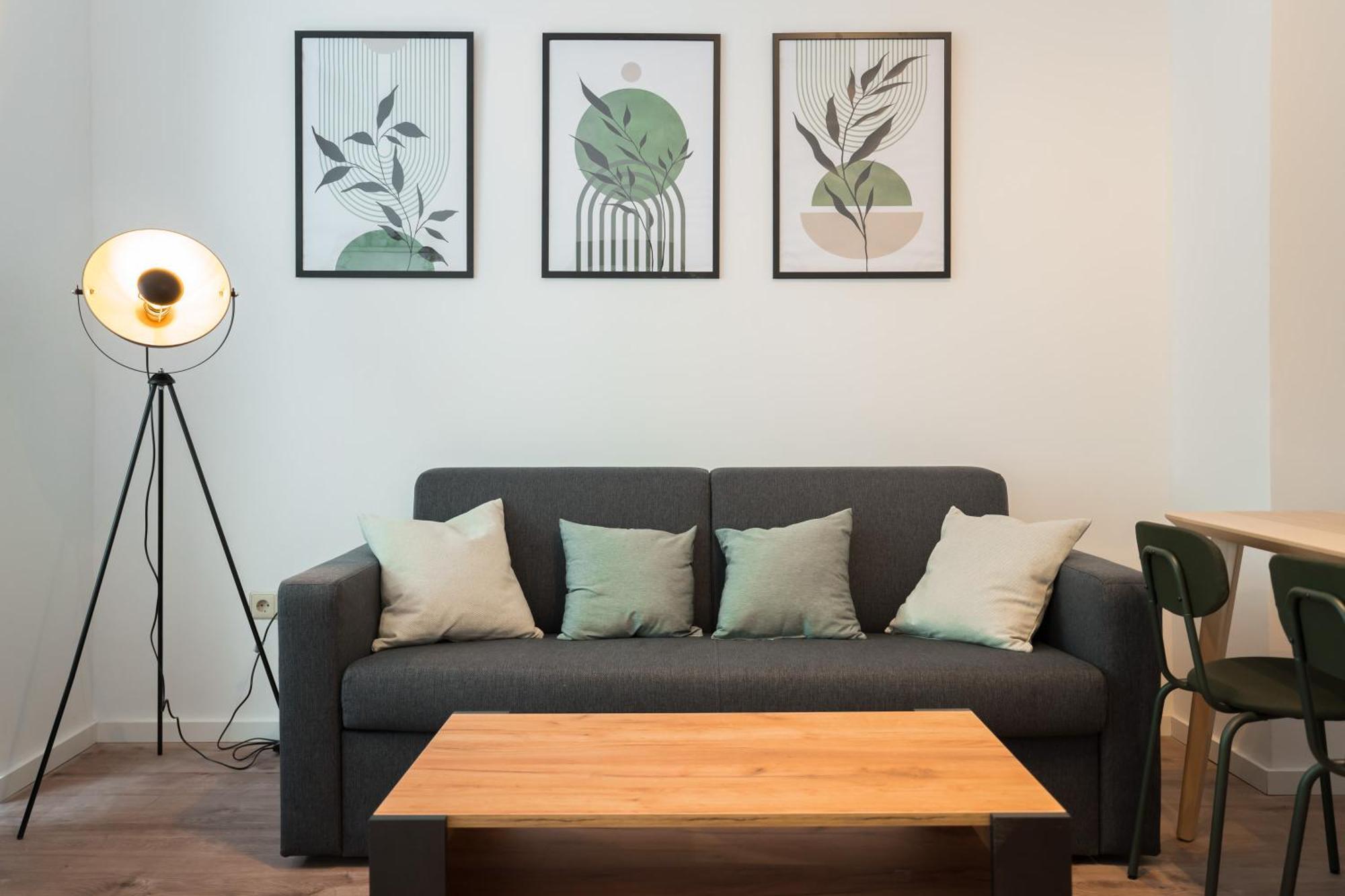 Spacious 1-Bedroom Apartment In Kreuzberg Berlín Exterior foto